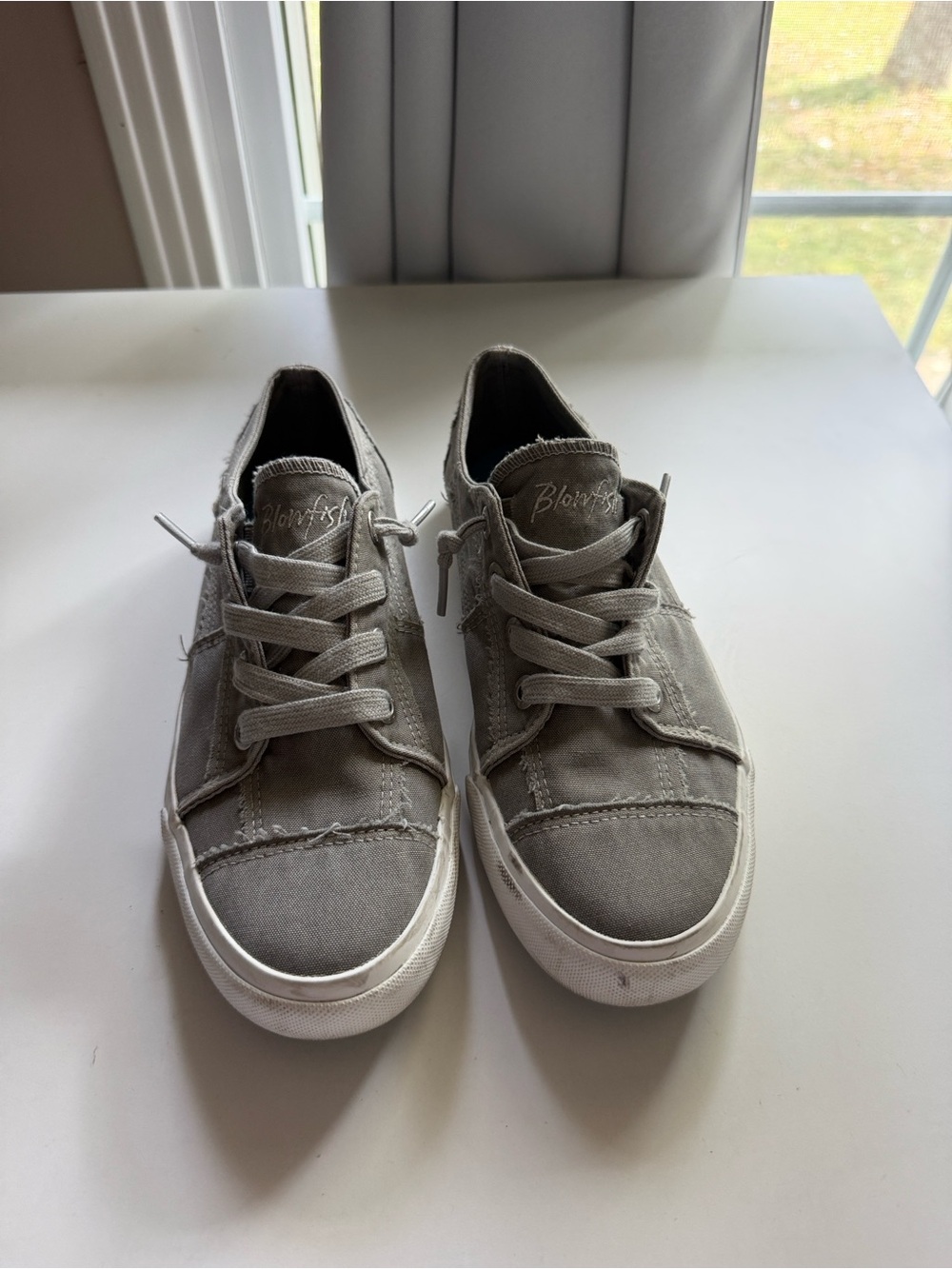 Blowfish Light Gray Canvas Low-Top Sneakers